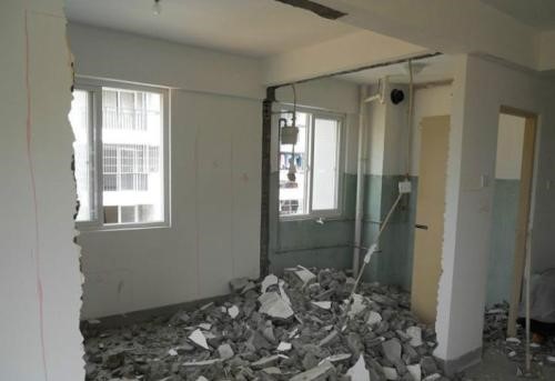 地磚拆除工程隊(duì)